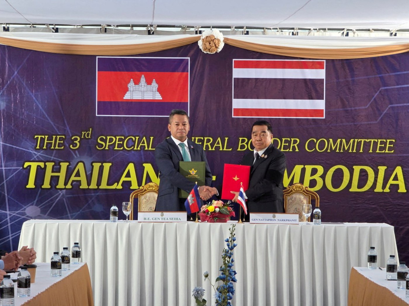 Thailand & Cambodia agree to a ceasefire